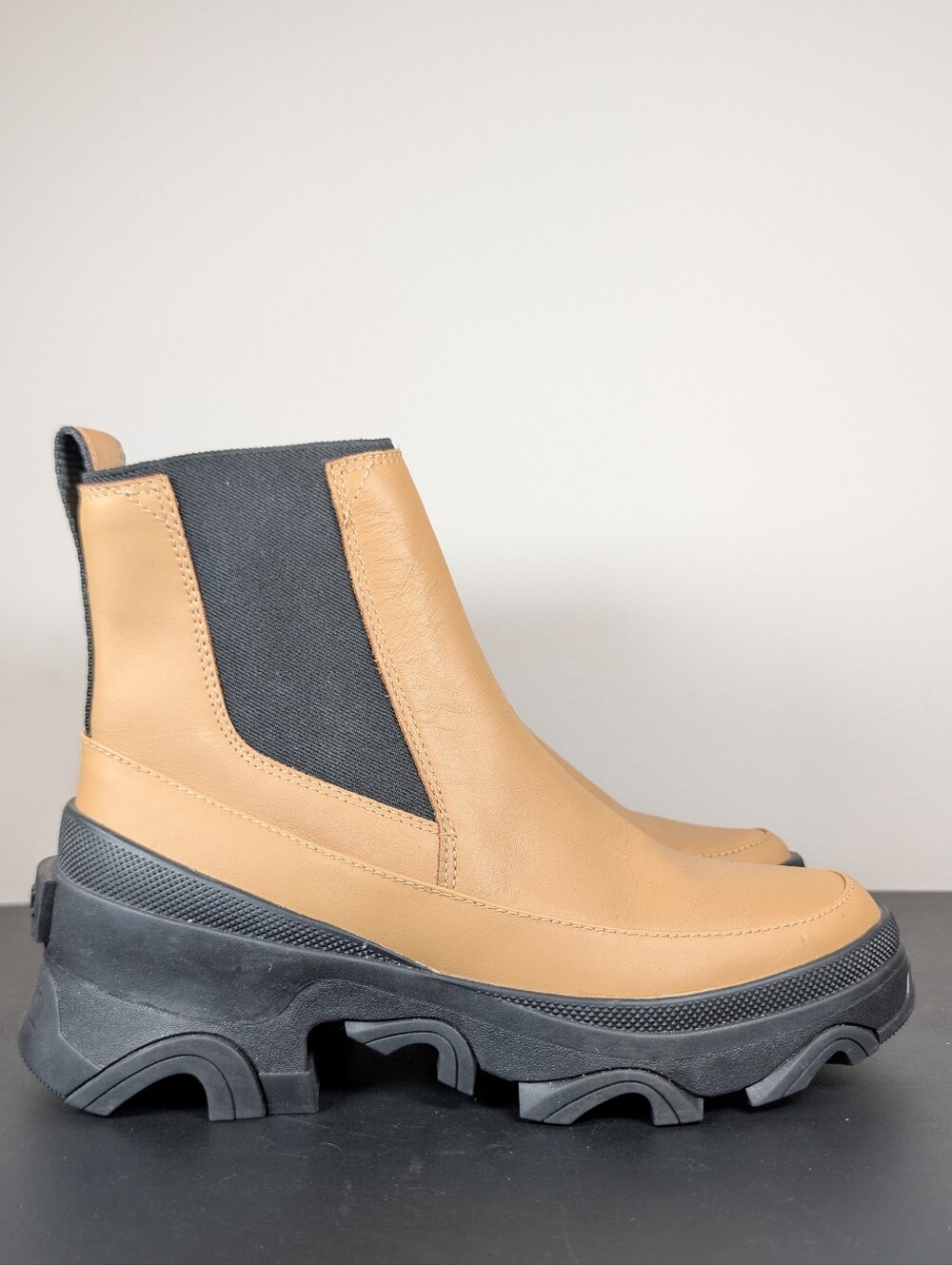Sorel Brex‎ Waterproof Platform Chelsea Boots Tawny Buff Tan Leather Womens 8